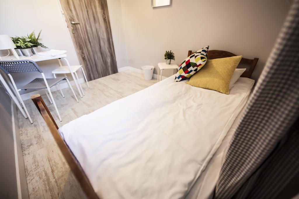 Za Murami Hostel กดัญสก์ ภายนอก รูปภาพ