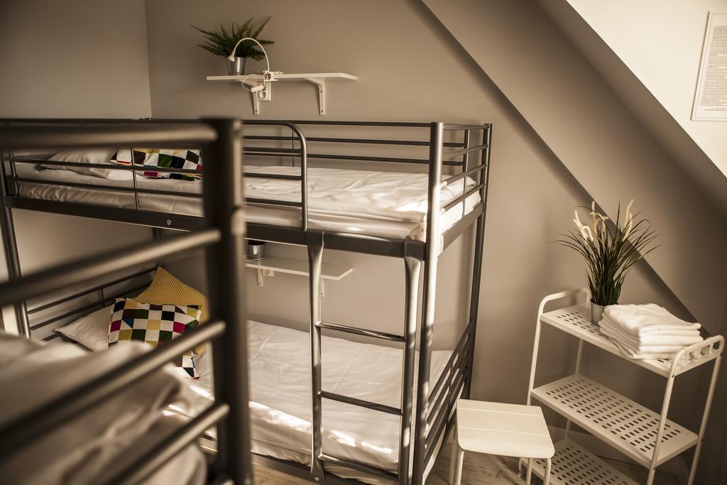 Za Murami Hostel กดัญสก์ ภายนอก รูปภาพ